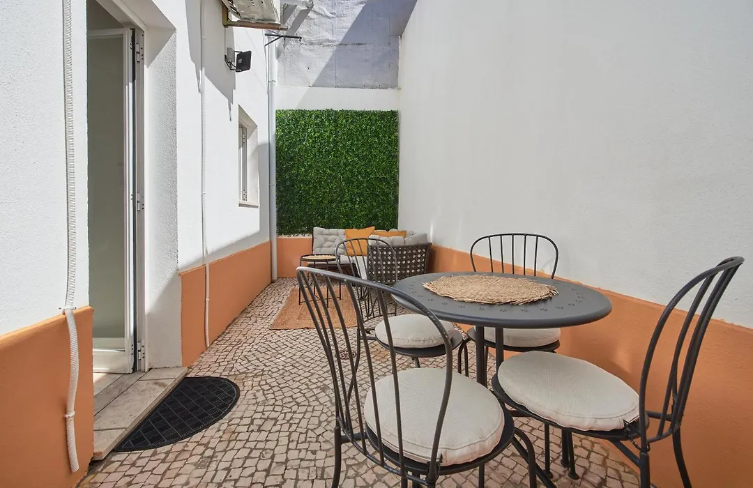 My Lisbon Home Castelo-1